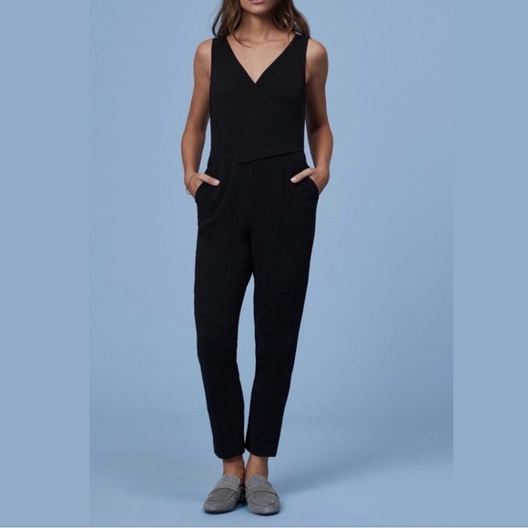 Ali & Jay Sleeveless Jumpsuit Size Large Black Asymmetrical V-Neck Slim Leg EUC - Picture 7 of 7